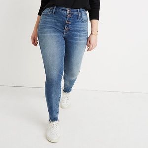 Madewell 10" High-Rise Skinny Jeans in Cordova Wash Button-Front size 37 plus